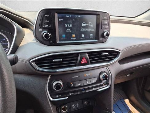 Used 2019 Hyundai Santa Fe SE AWD/4WD image 11