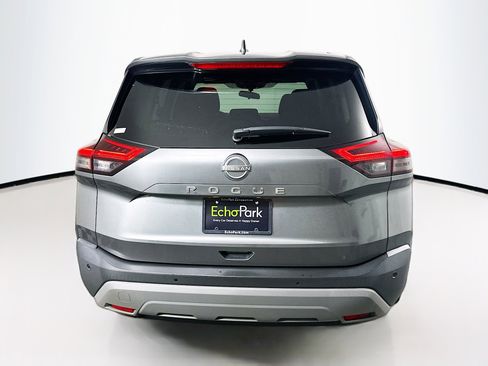Used 2023 Nissan Rogue S FWD image 7