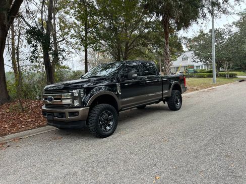 Used 2017 Ford F250 King Ranch w/ FX4 Off-Road Package image 6