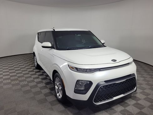 Used 2020 Kia Soul S FWD image 13