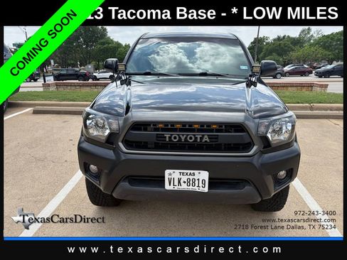 Used 2013 Toyota Tacoma 4x4 Regular Cab image 2