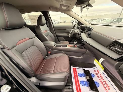 New 2026 Nissan Kicks SR w/ Cold Weather Package image 15