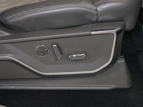 Used 2024 Ford F150 Platinum w/ Equipment Group 703A Plus AWD/4WD image 31