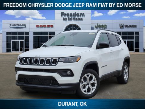 New 2026 Jeep Compass Latitude image 1