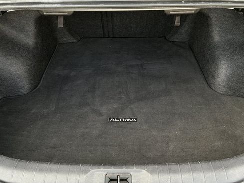 Used 2025 Nissan Altima 2.5 SR FWD image 23
