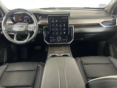 Used 2024 GMC Acadia Denali w/ Super Cruise Package AWD/4WD image 10