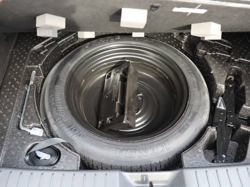 Used 2023 MAZDA CX-30 AWD 2.5 S w/ Preferred Package image 22