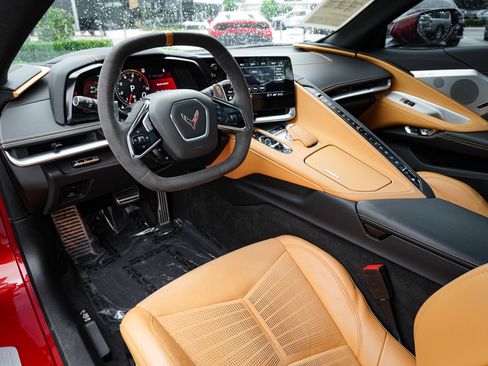 Used 2022 Chevrolet Corvette Stingray Preferred Cpe w/ Z51 Performance Package RWD image 16