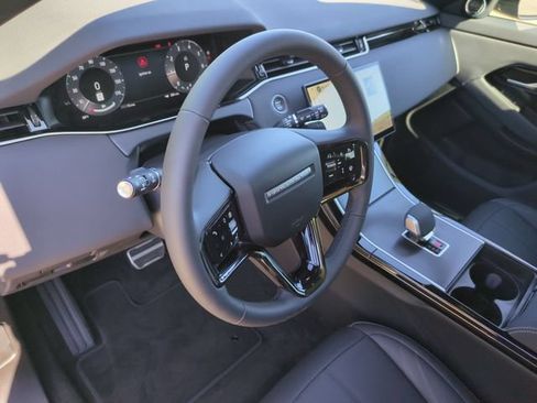 New 2026 Land Rover Range Rover Evoque Hoxton AWD/4WD image 7