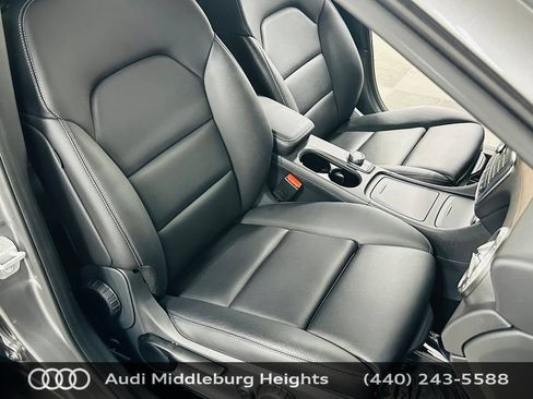 Used 2016 Mercedes-Benz GLA 250 4MATIC image 24