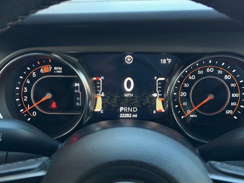 Used 2021 Jeep Wrangler Willys image 27