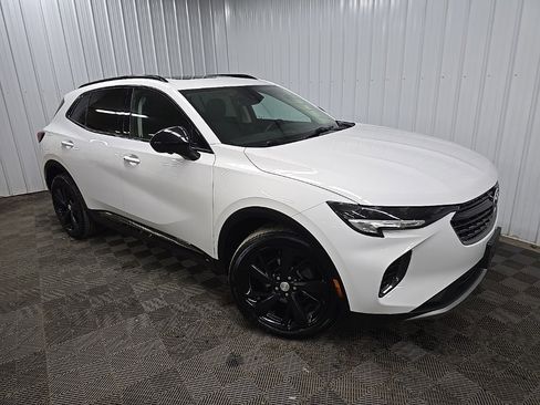 Used 2021 Buick Envision Essence w/ Technology Package I image 7