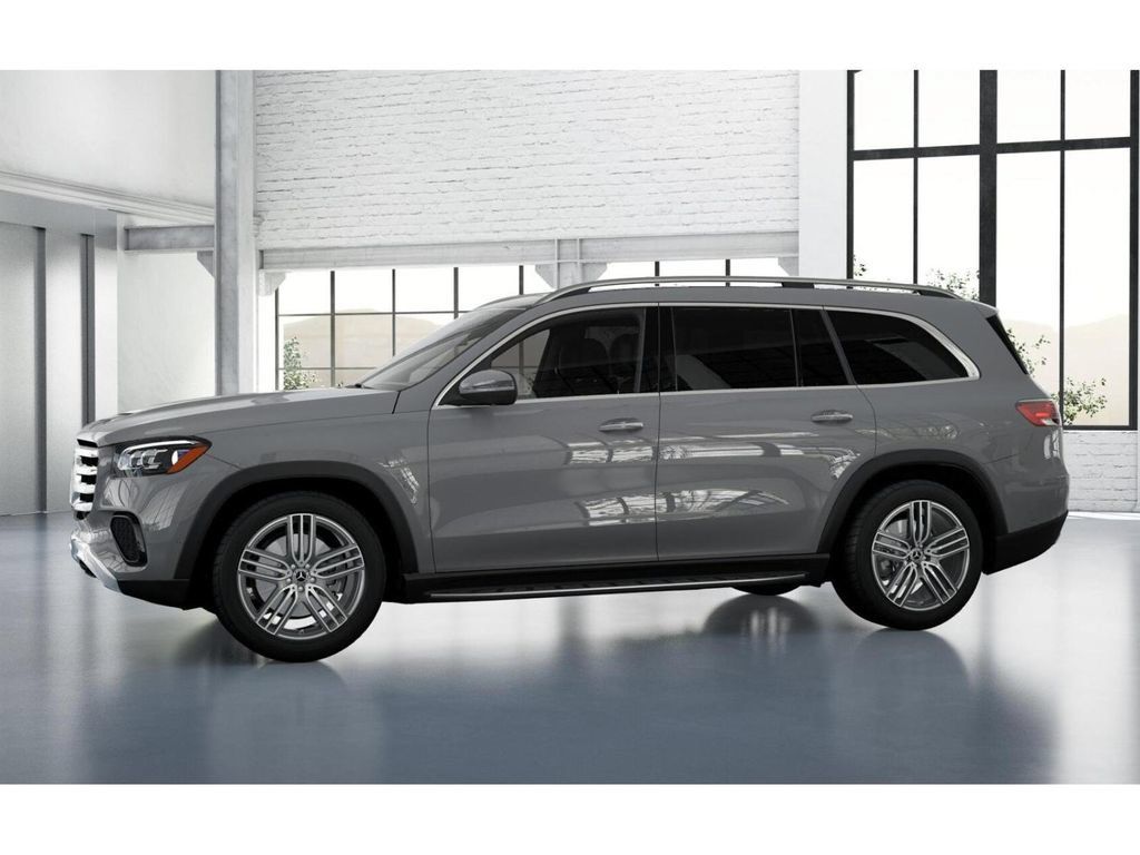 Certified 2026 Mercedes-Benz GLS 450 4MATIC image 36