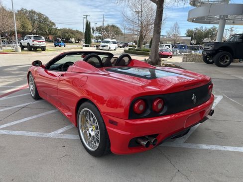 Used 2004 Ferrari 360 Spider image 13