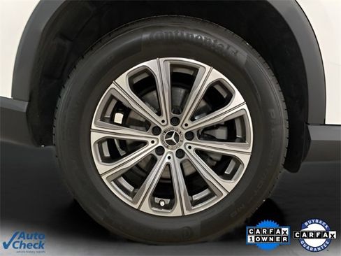 Used 2024 Mercedes-Benz GLC 300 image 23