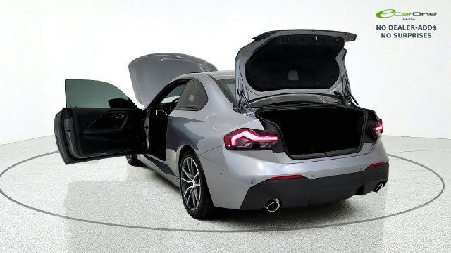 Used 2025 BMW 230i Coupe RWD image 17