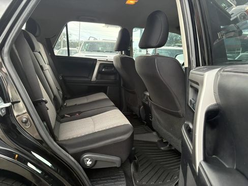 Used 2014 Toyota 4Runner SR5 RWD image 12