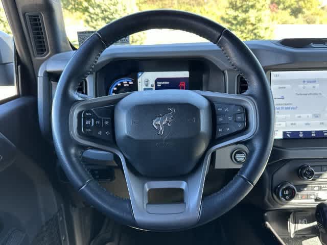 Used 2024 Ford Bronco Big Bend w/ Sasquatch Package AWD/4WD image 7