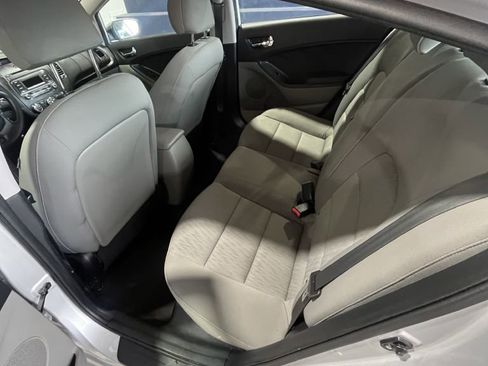 Used 2016 Kia Forte LX FWD image 6