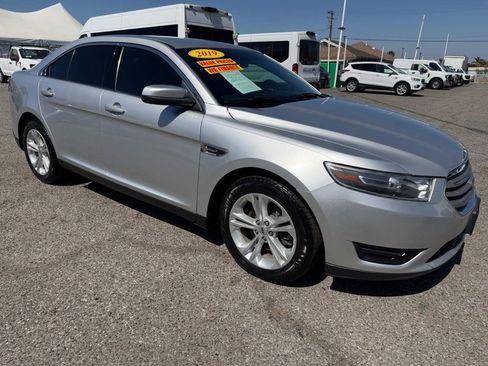 Used 2019 Ford Taurus SEL w/ Equipment Group 201A FWD image 3