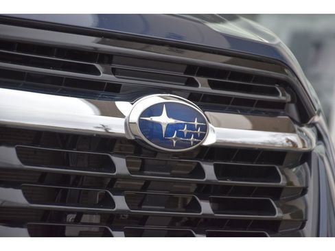 Certified 2023 Subaru Ascent Premium w/ Convenience Package image 10