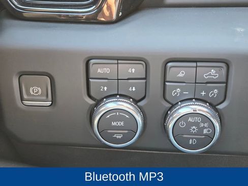 Used 2023 GMC Sierra 1500 AT4 w/ AT4 Premium Package AWD/4WD image 24