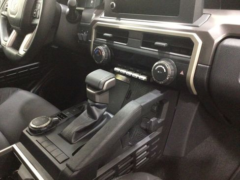 Used 2024 Toyota Tacoma SR5 image 27