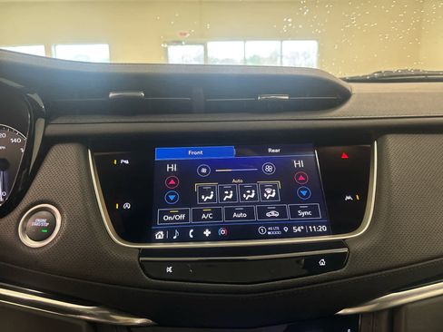 Used 2024 Cadillac XT6 Luxury image 43