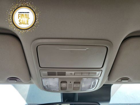 Used 2017 Honda Pilot Touring image 31