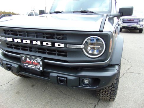 Used 2022 Ford Bronco Black Diamond AWD/4WD image 34
