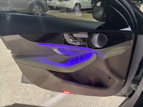 Used 2021 Mercedes-Benz C 300 Sedan image 21