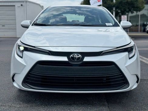 Used 2026 Toyota Corolla LE FWD image 6