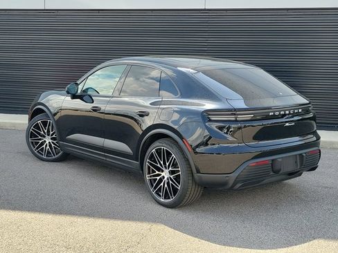 New 2026 Porsche Macan Electric image 3