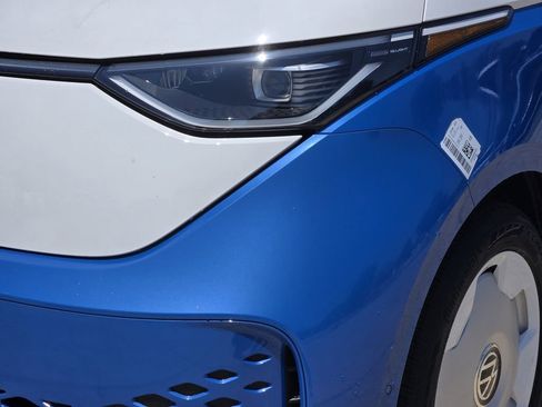 New 2025 Volkswagen ID. Buzz 1st Edition image 6