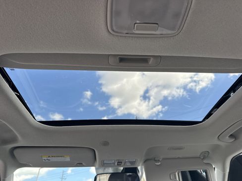 New 2026 Hyundai Venue SEL image 16