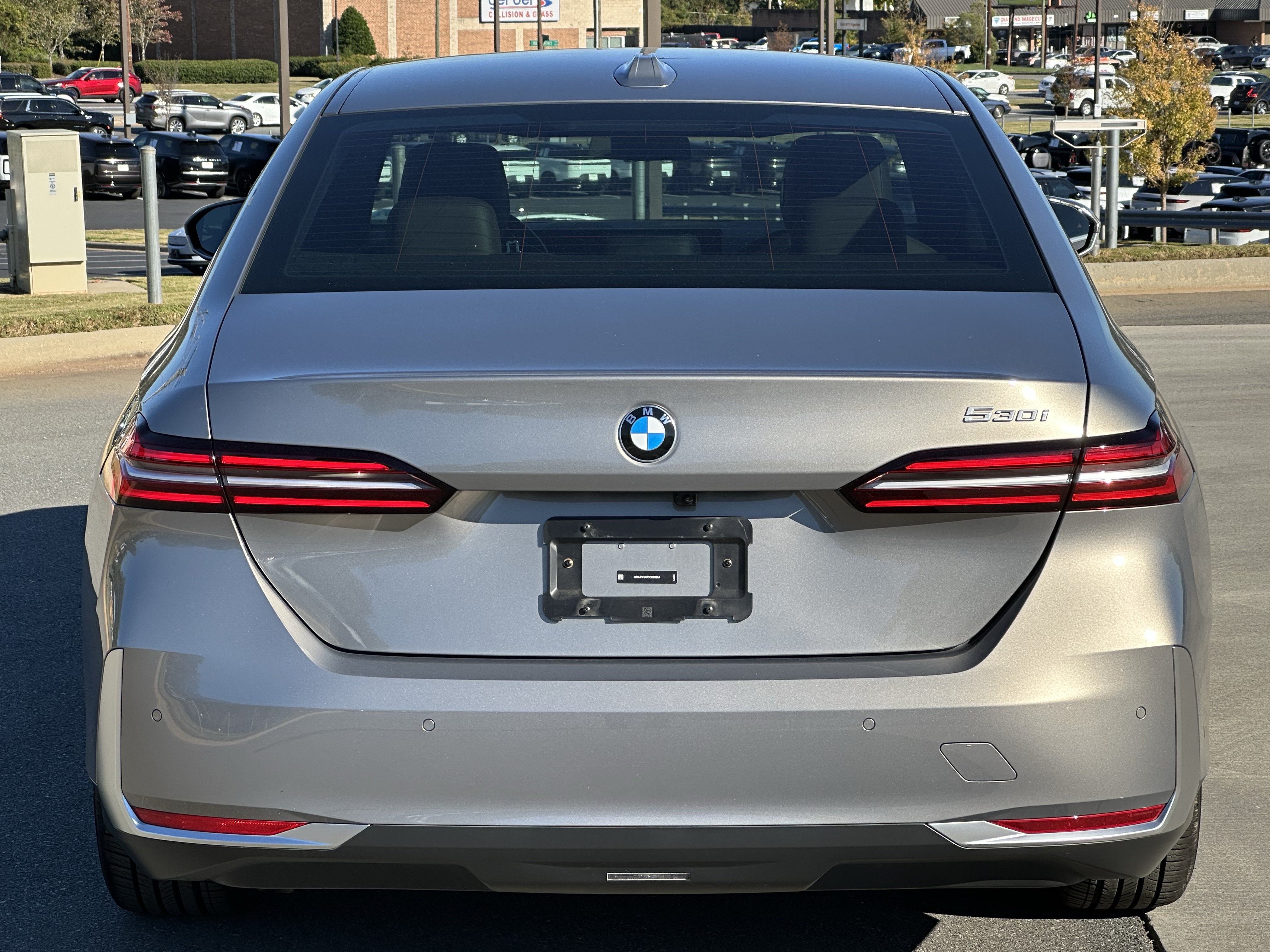 Used 2025 BMW 530i RWD image 6