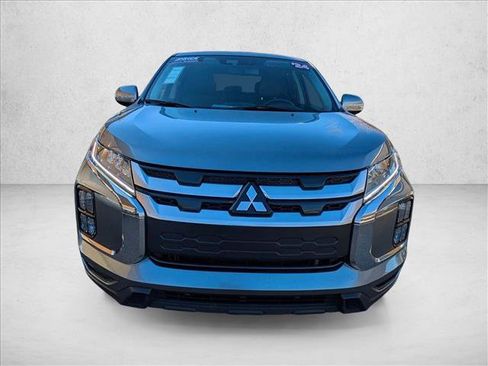 Used 2024 Mitsubishi Outlander Sport SE image 2