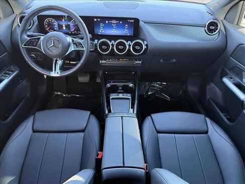 Used 2025 Mercedes-Benz GLA 250 GLA 250 image 14