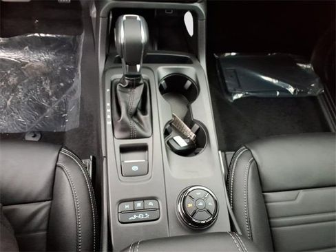 New 2025 Ford Ranger Lariat w/ FX4 Off-Road Package image 8