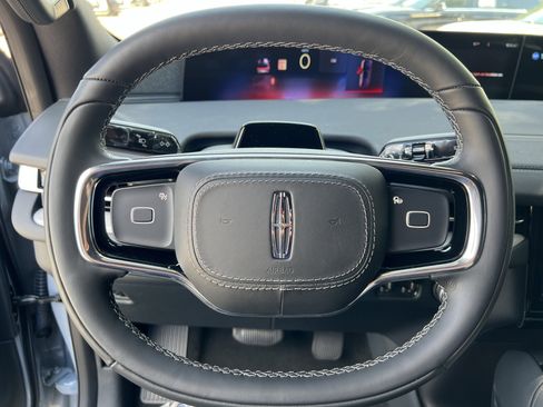 New 2025 Lincoln Navigator L Reserve w/ Jet Appearance Package image 16