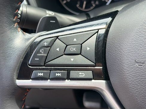 Used 2023 Nissan Altima 2.5 SR FWD image 14