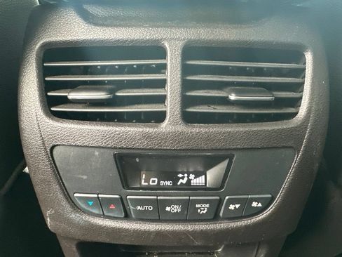 Used 2016 Acura MDX SH-AWD image 15
