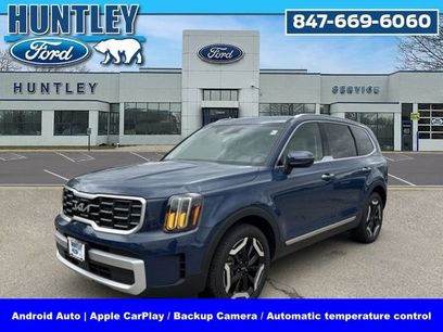 Used 2024 Kia Telluride S w/ S Sunroof Package