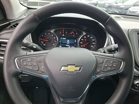 Used 2024 Chevrolet Equinox LT w/ LPO, Floor Liner Package FWD image 18