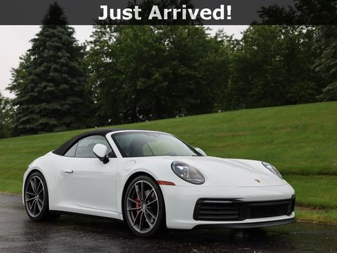 Used 2023 Porsche 911 Carrera 4S w/ Sport Package image 25
