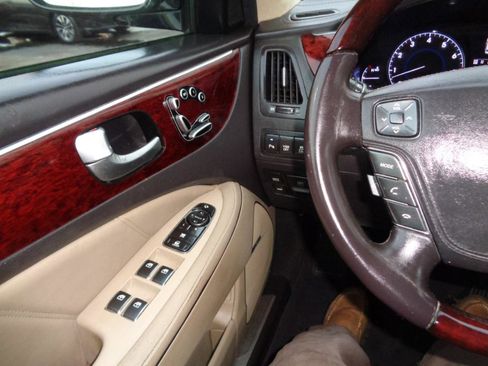 Used 2013 Hyundai Equus Ultimate image 24