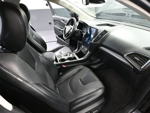 Used 2022 Ford Edge Titanium w/ Equipment Group 301A AWD/4WD image 49