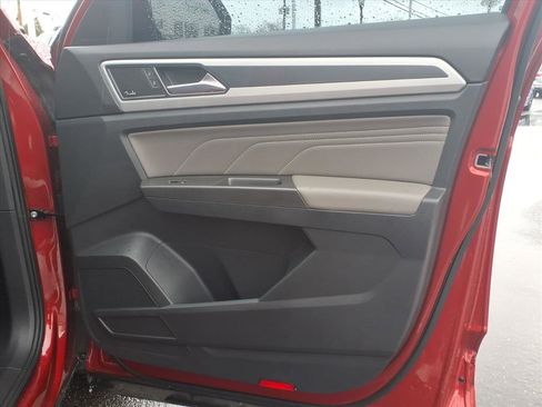 Certified 2023 Volkswagen Atlas SEL Premium image 12