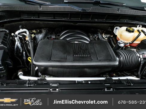 Certified 2023 Chevrolet Tahoe Z71 w/ Luxury Package AWD/4WD image 39