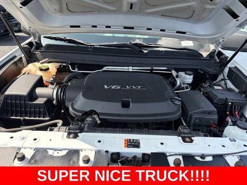 Used 2021 Chevrolet Colorado W/T w/ WT Convenience Package RWD image 11